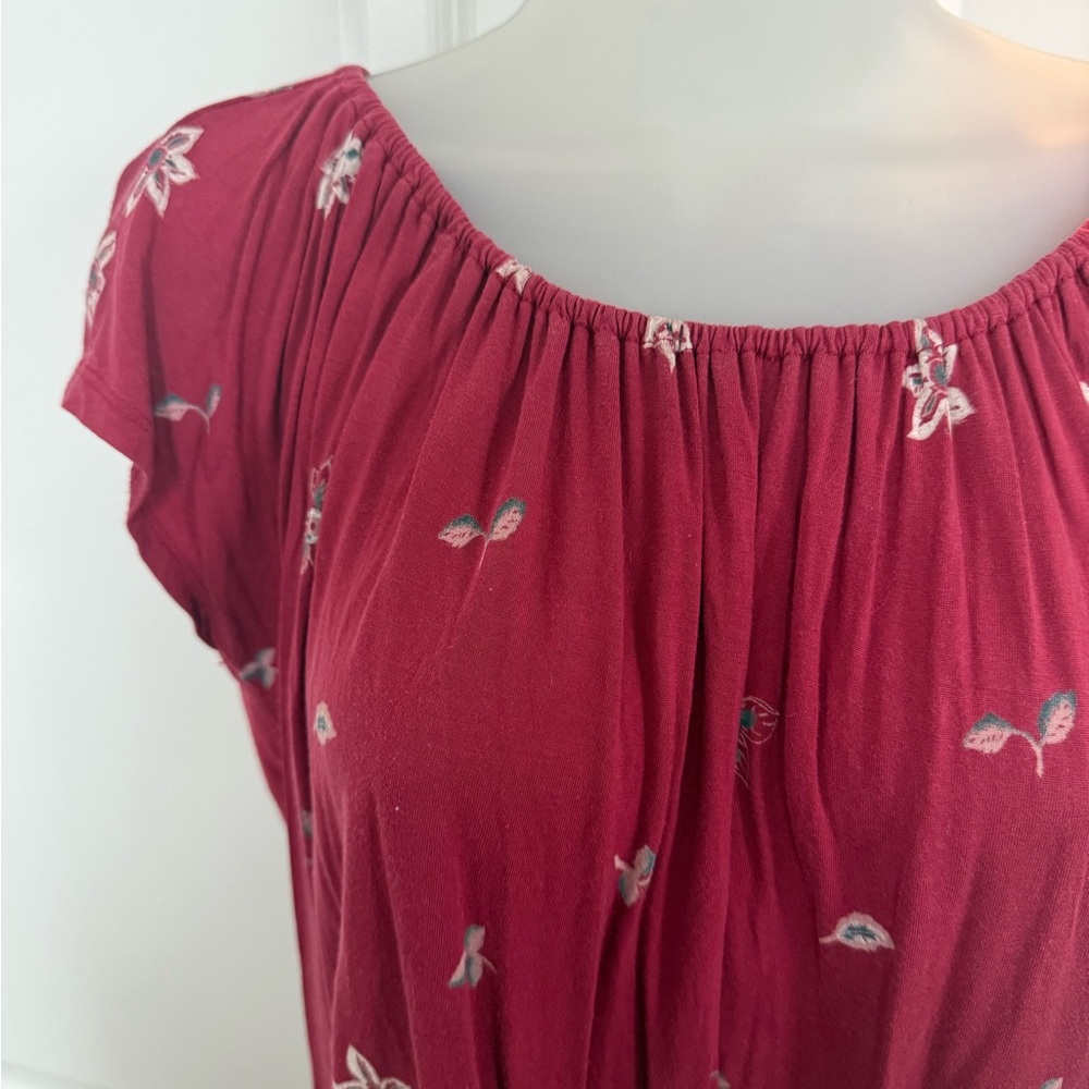 LOFT Burgundy Floral Design Blouse Chic - Picture 3 of 4
